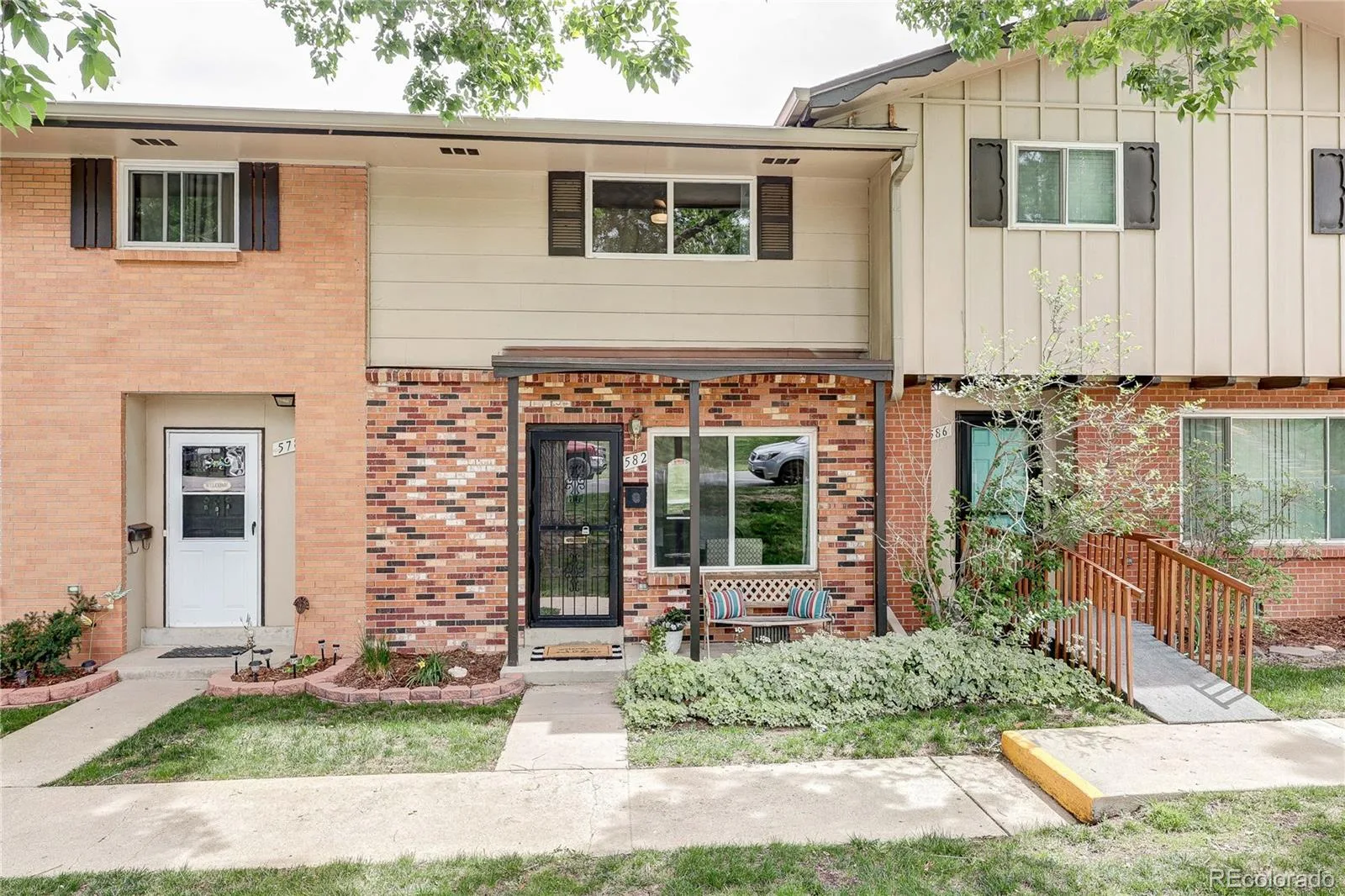 582 S Xenon Court Lakewood CO 80228 MLS #REC2457451 06092026161125 1600 1