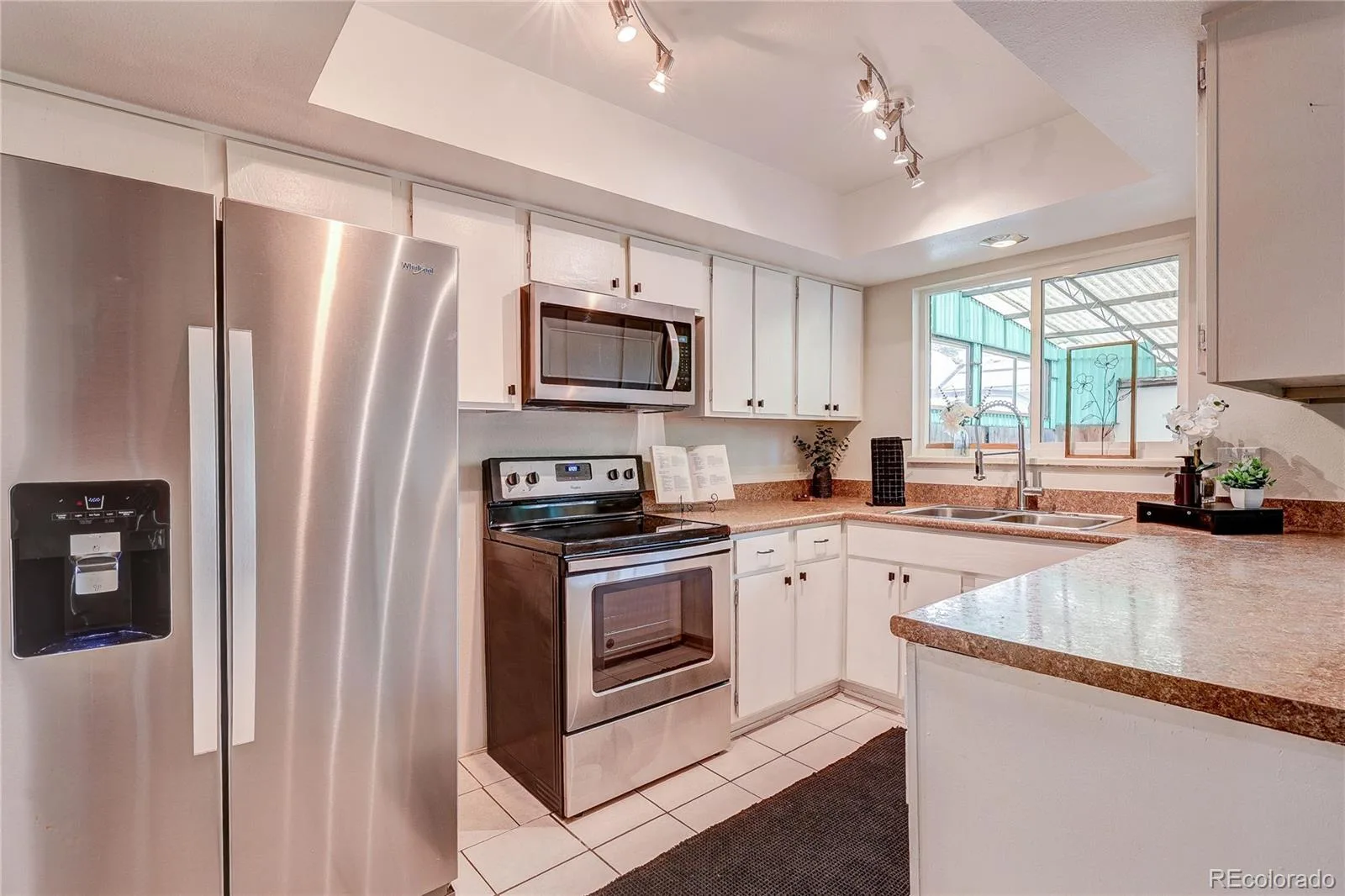 582 S Xenon Court Lakewood CO 80228 MLS #REC2457451 06092026161125 1600 8