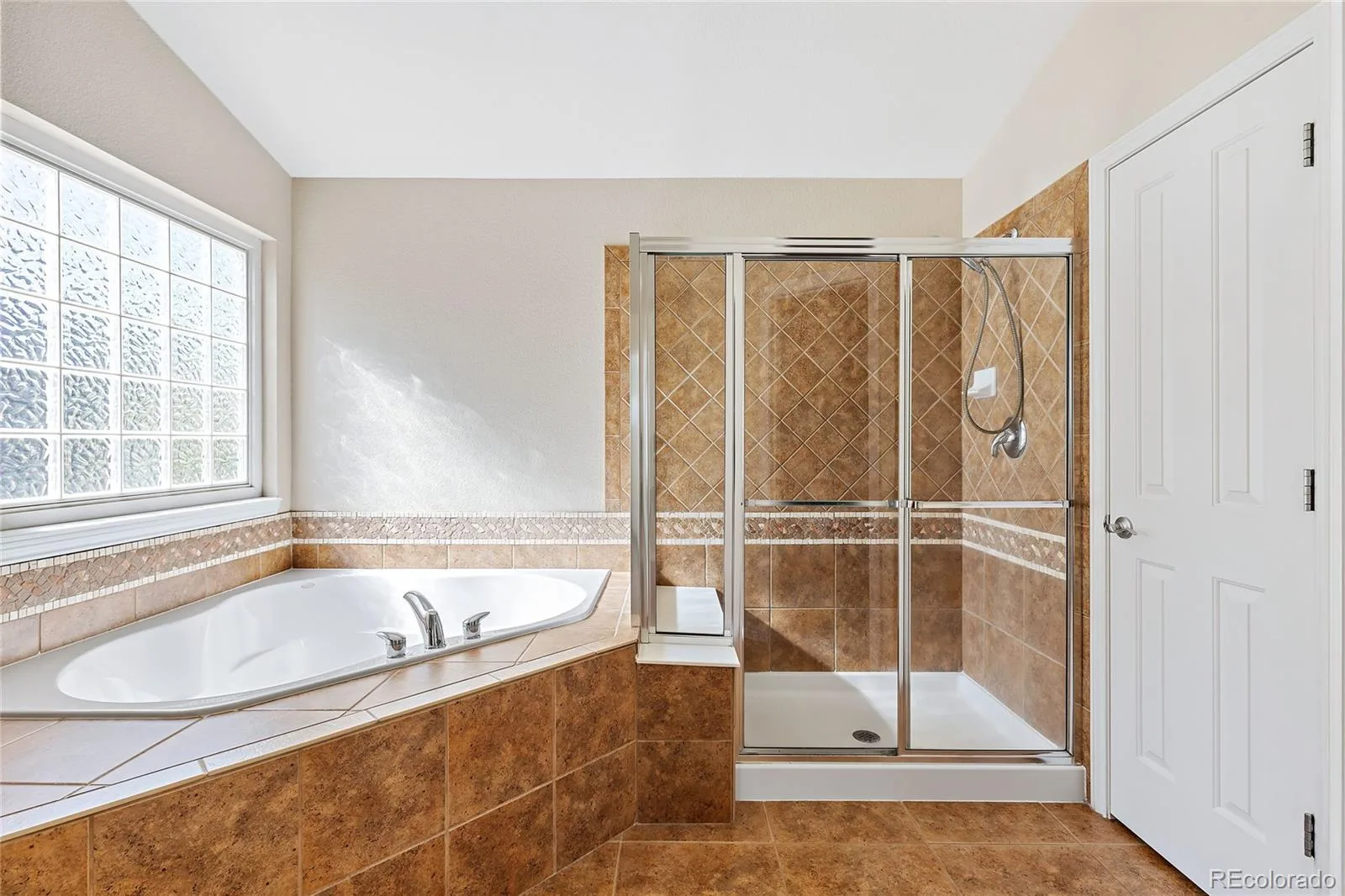 4920 Meadow Mountain Drive Broomfield CO 80023 | MLS #REC2458808 08182026205602 1600 20