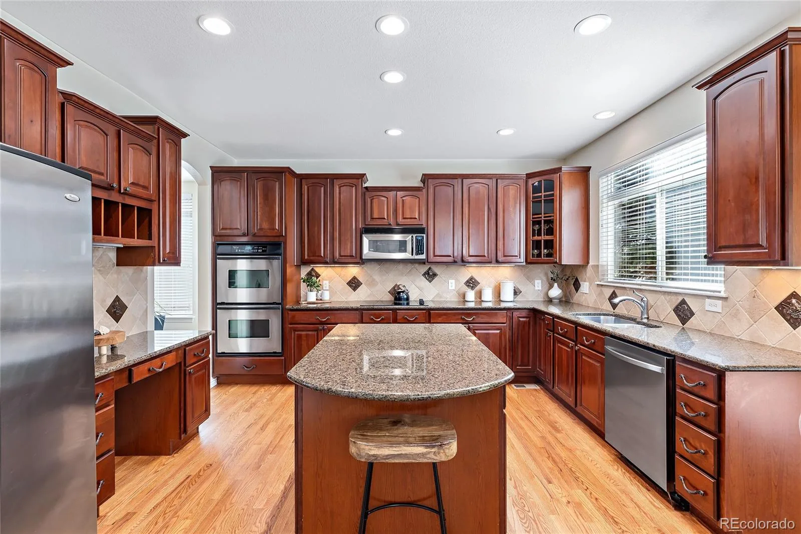 4920 Meadow Mountain Drive Broomfield CO 80023 | MLS #REC2458808 08182026205602 1600 9