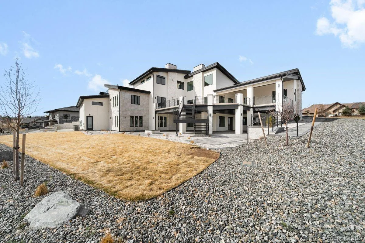6954 S Espana Way Centennial CO 80016 | MLS #REC2458942 04072026135018 1200 49
