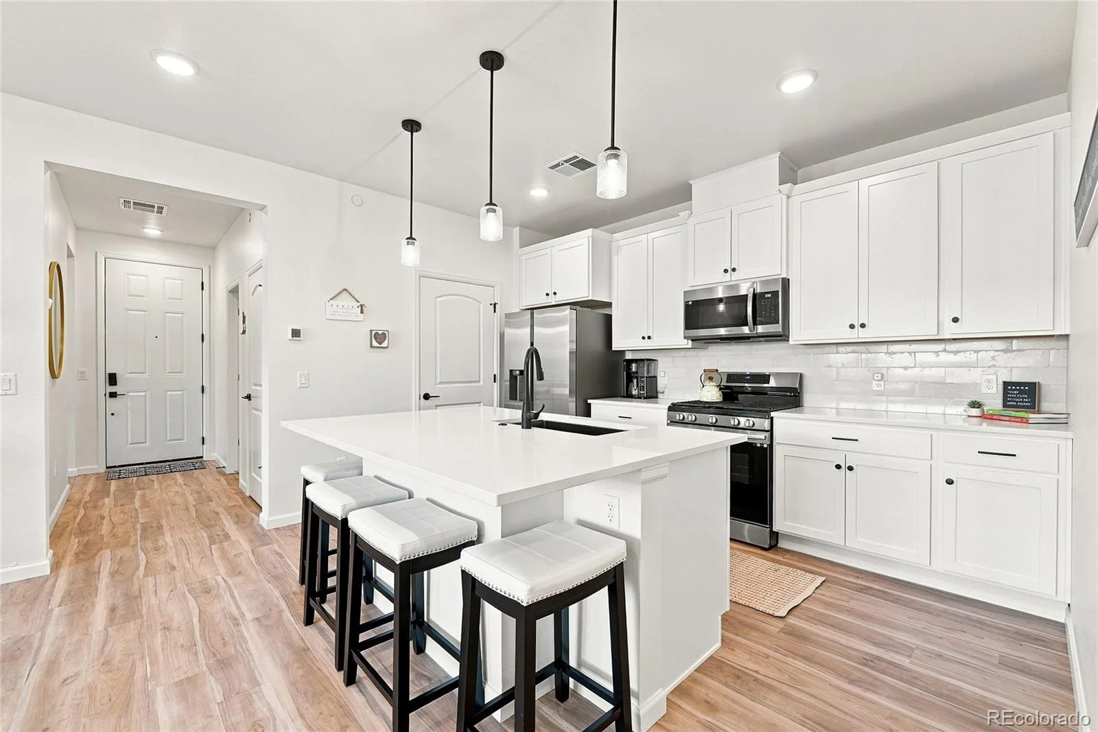9480 Accord Lane #301 Parker CO 80134 | MLS #REC2459221 07302026235626 1600 15