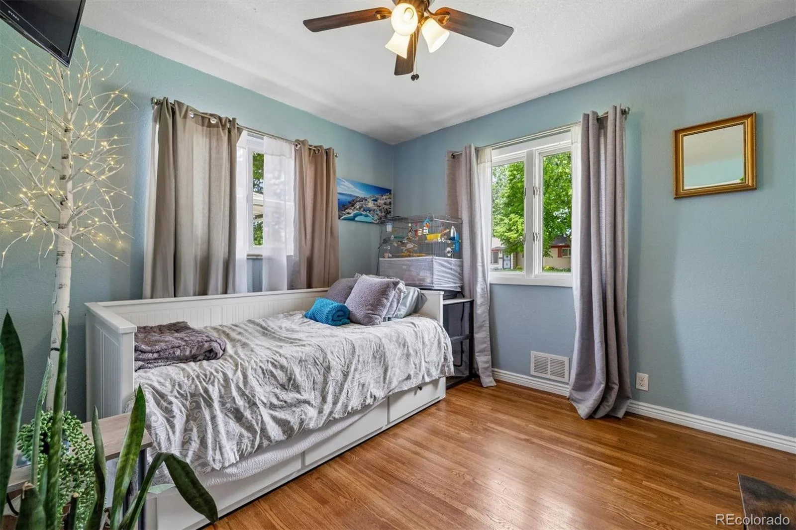 1843 S Glencoe Street Denver CO 80222 MLS #REC2460263 06092026013221 1600 12