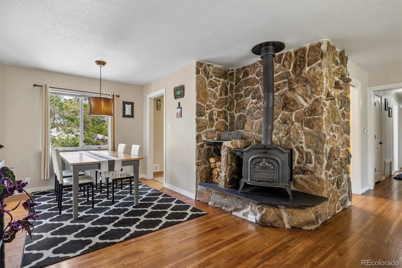 1843 S Glencoe Street Denver CO 80222 MLS #REC2460263 06092026013221 1600 8