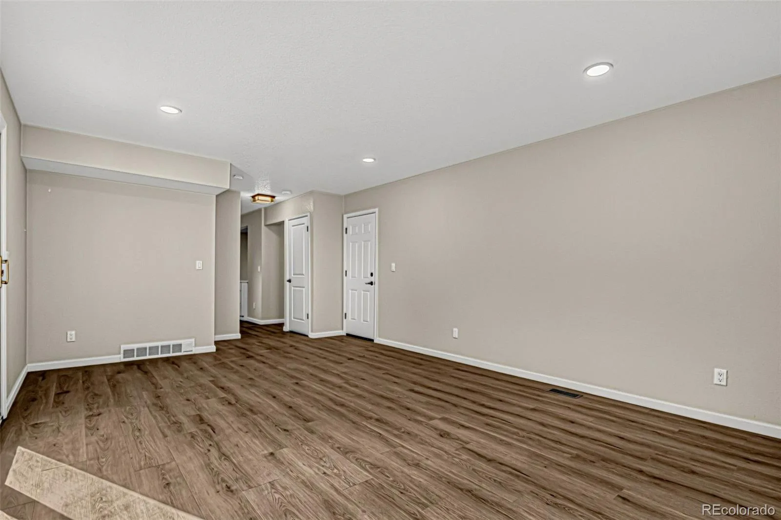 2598 S Ouray Way Aurora CO 80013 | MLS #REC2461026 10142026203047 1600 10