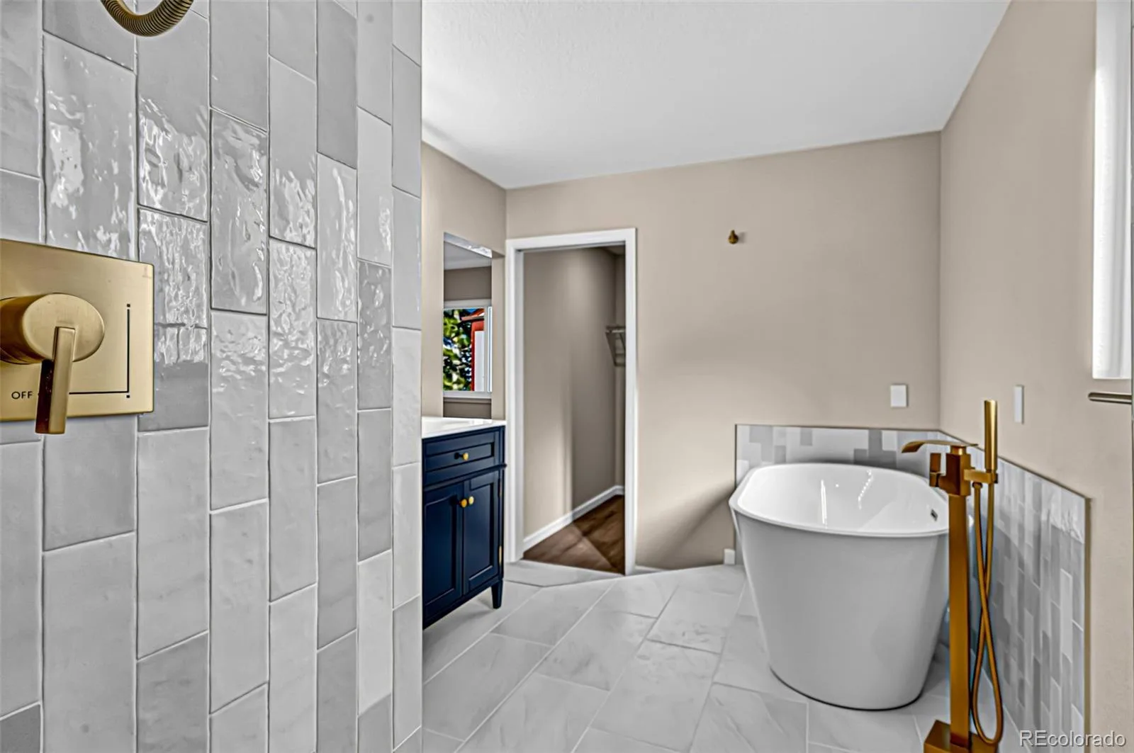 2598 S Ouray Way Aurora CO 80013 | MLS #REC2461026 10142026203047 1600 16