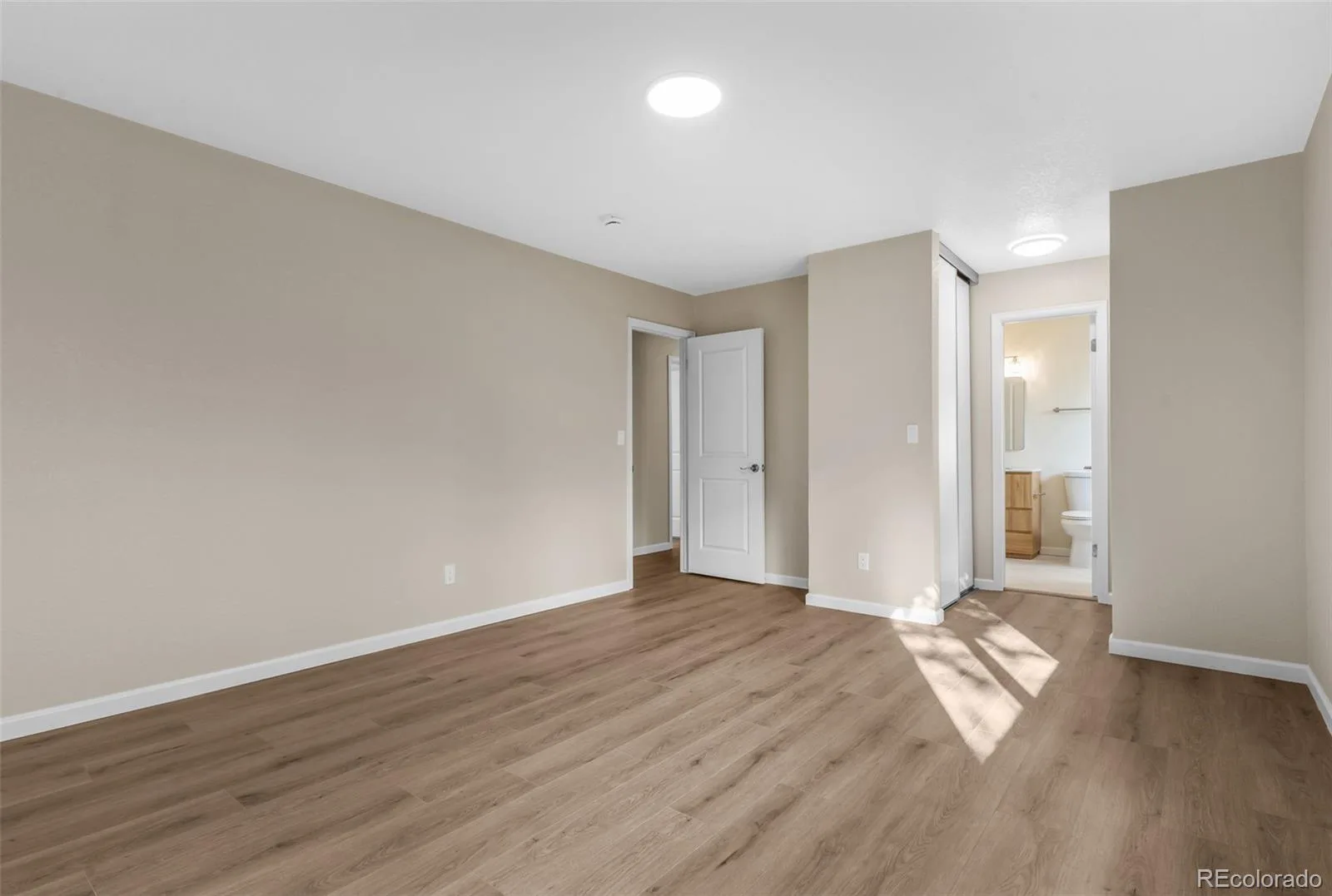 2598 S Ouray Way Aurora CO 80013 | MLS #REC2461026 10142026203047 1600 18