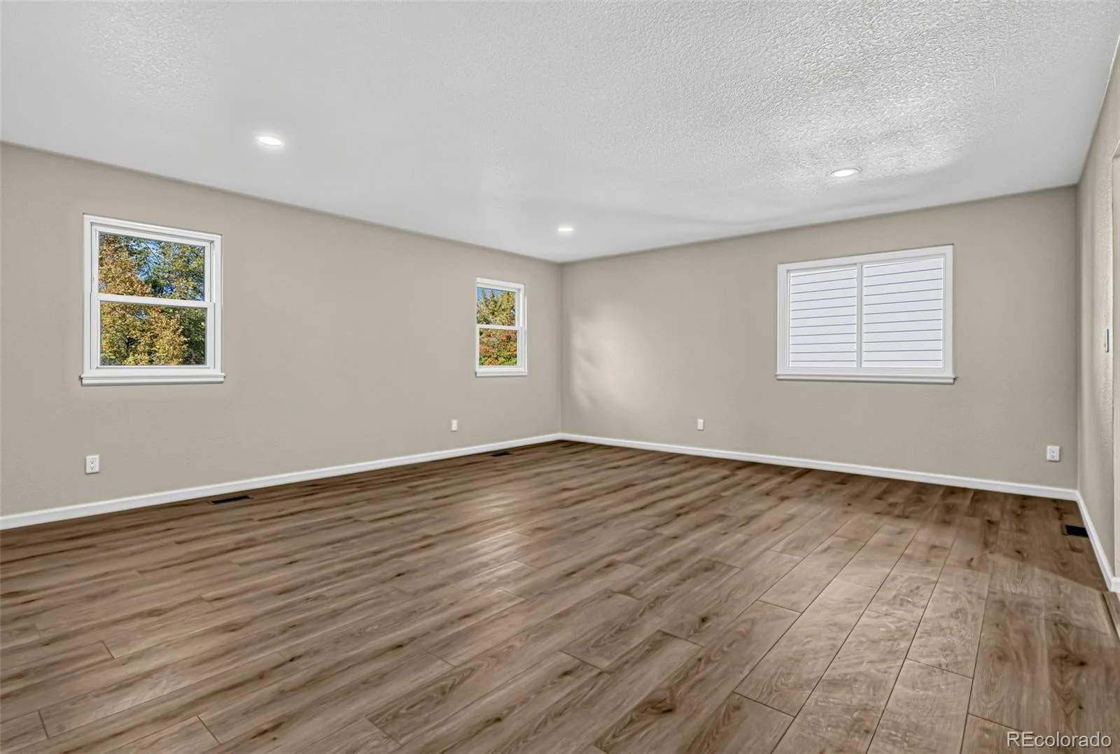 2598 S Ouray Way Aurora CO 80013 | MLS #REC2461026 10142026203047 1600 21