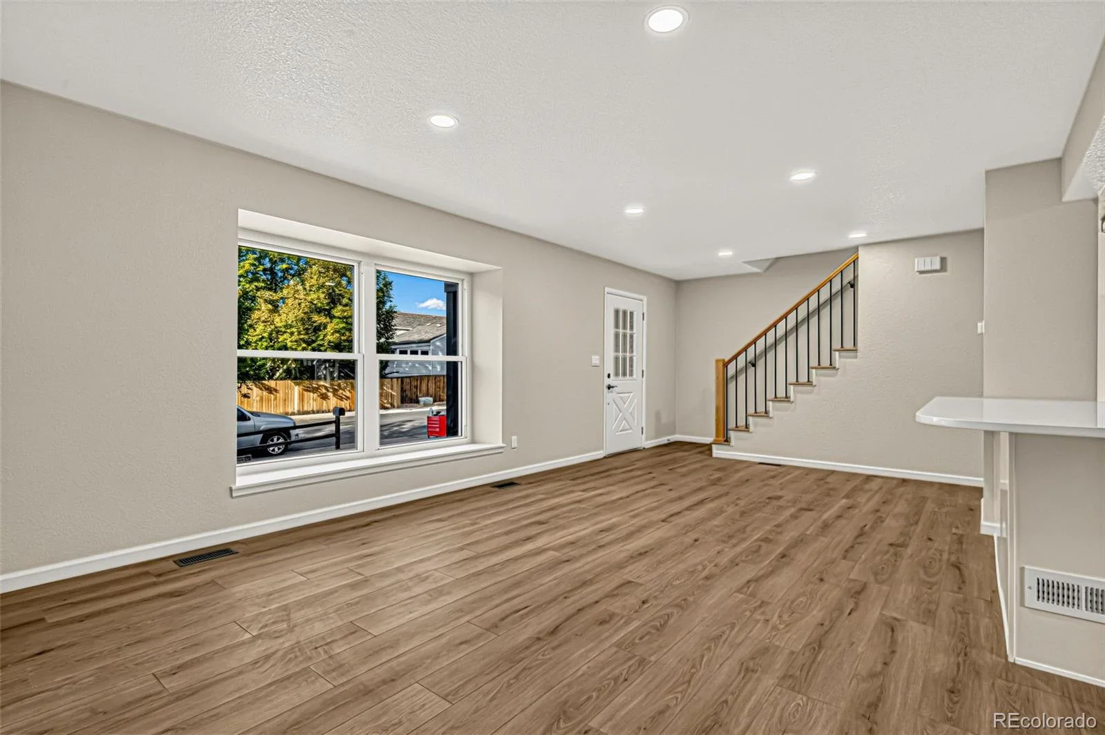 2598 S Ouray Way Aurora CO 80013 | MLS #REC2461026 10142026203047 1600 9