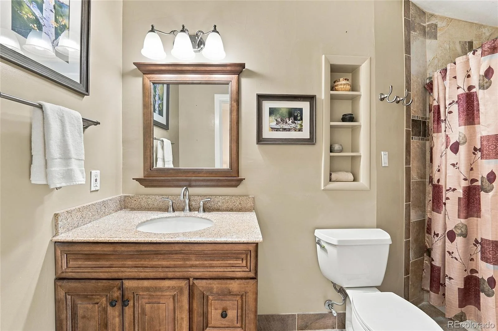 804 W Shepperd Avenue Littleton CO 80120 | MLS #REC2461038 09212026155155 1600 24