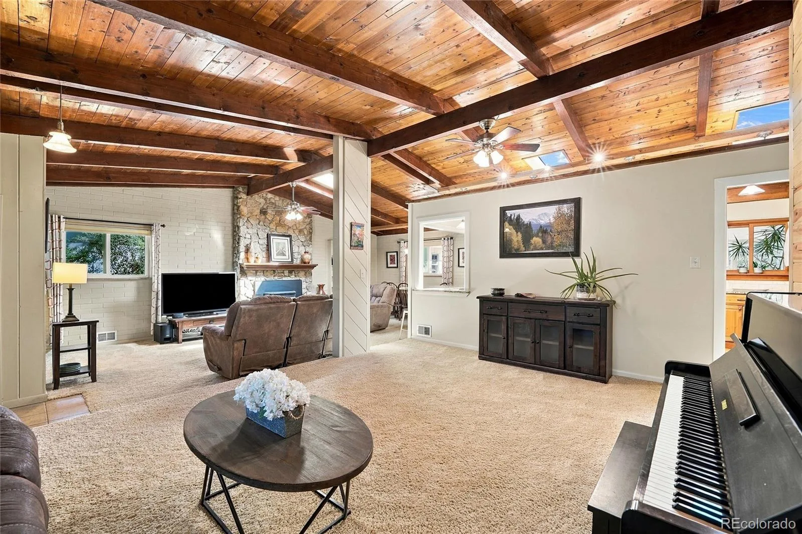 804 W Shepperd Avenue Littleton CO 80120 | MLS #REC2461038 09212026155155 1600 3