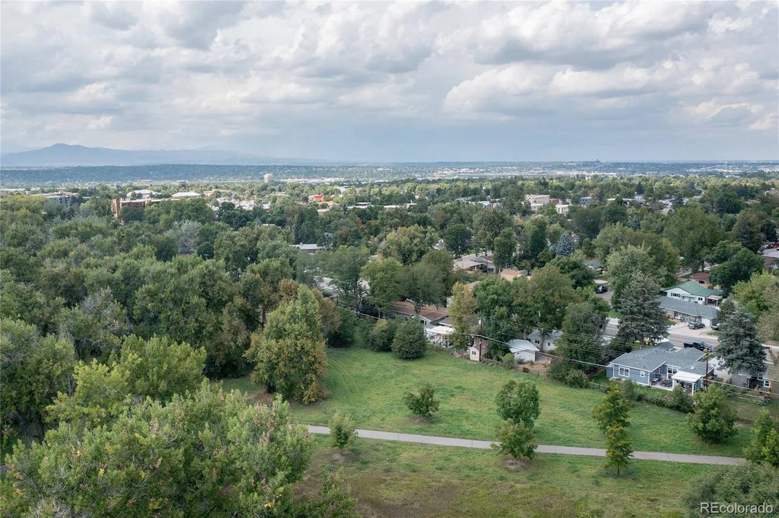 804 W Shepperd Avenue Littleton CO 80120 | MLS #REC2461038 09212026155155 1600 42