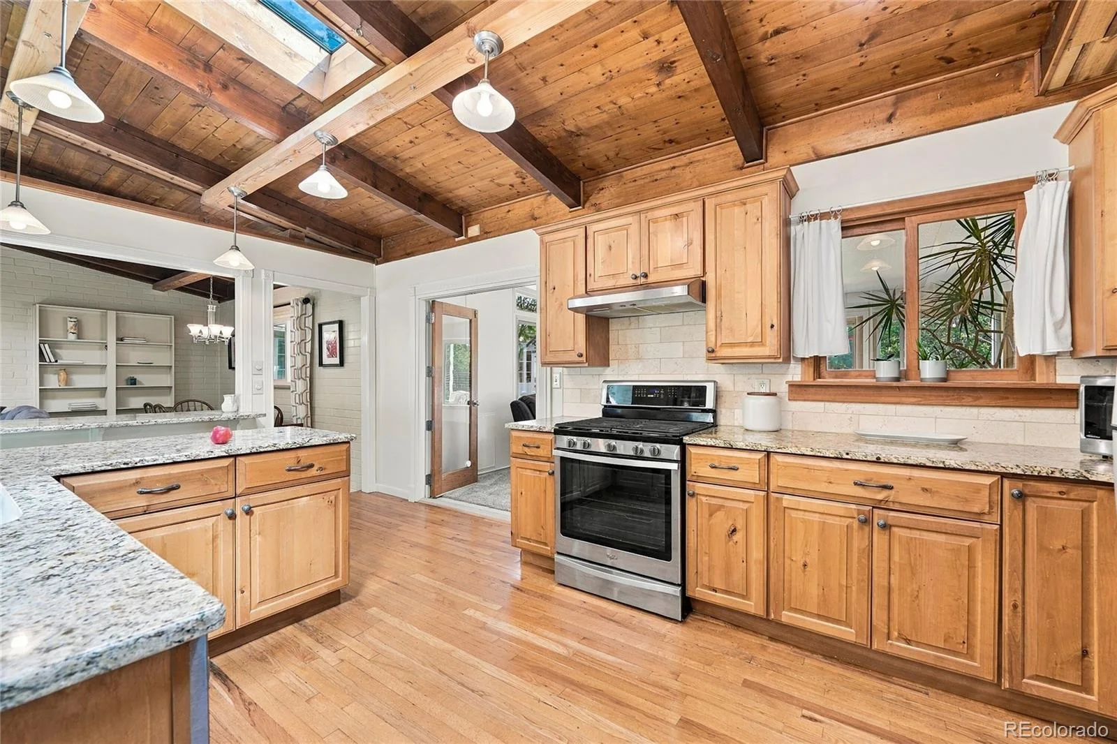 804 W Shepperd Avenue Littleton CO 80120 | MLS #REC2461038 09212026155155 1600 5