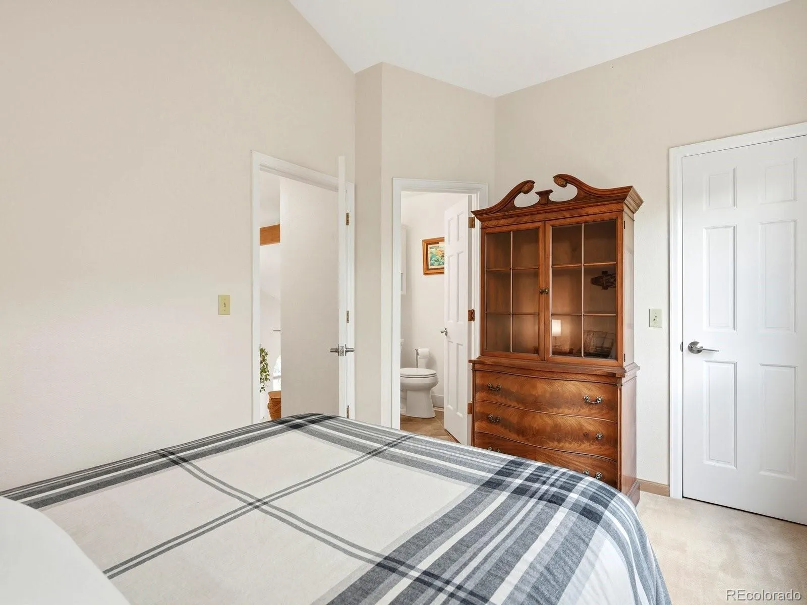 2354 S Harlan Street Lakewood CO 80227 MLS #REC2462584 05192026202100 1600 20