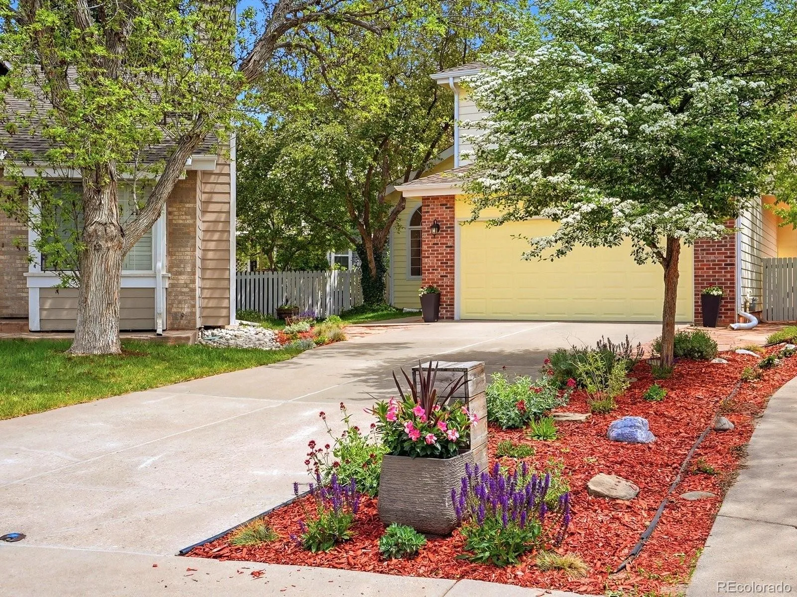 2354 S Harlan Street Lakewood CO 80227 MLS #REC2462584 05192026202100 1600 3