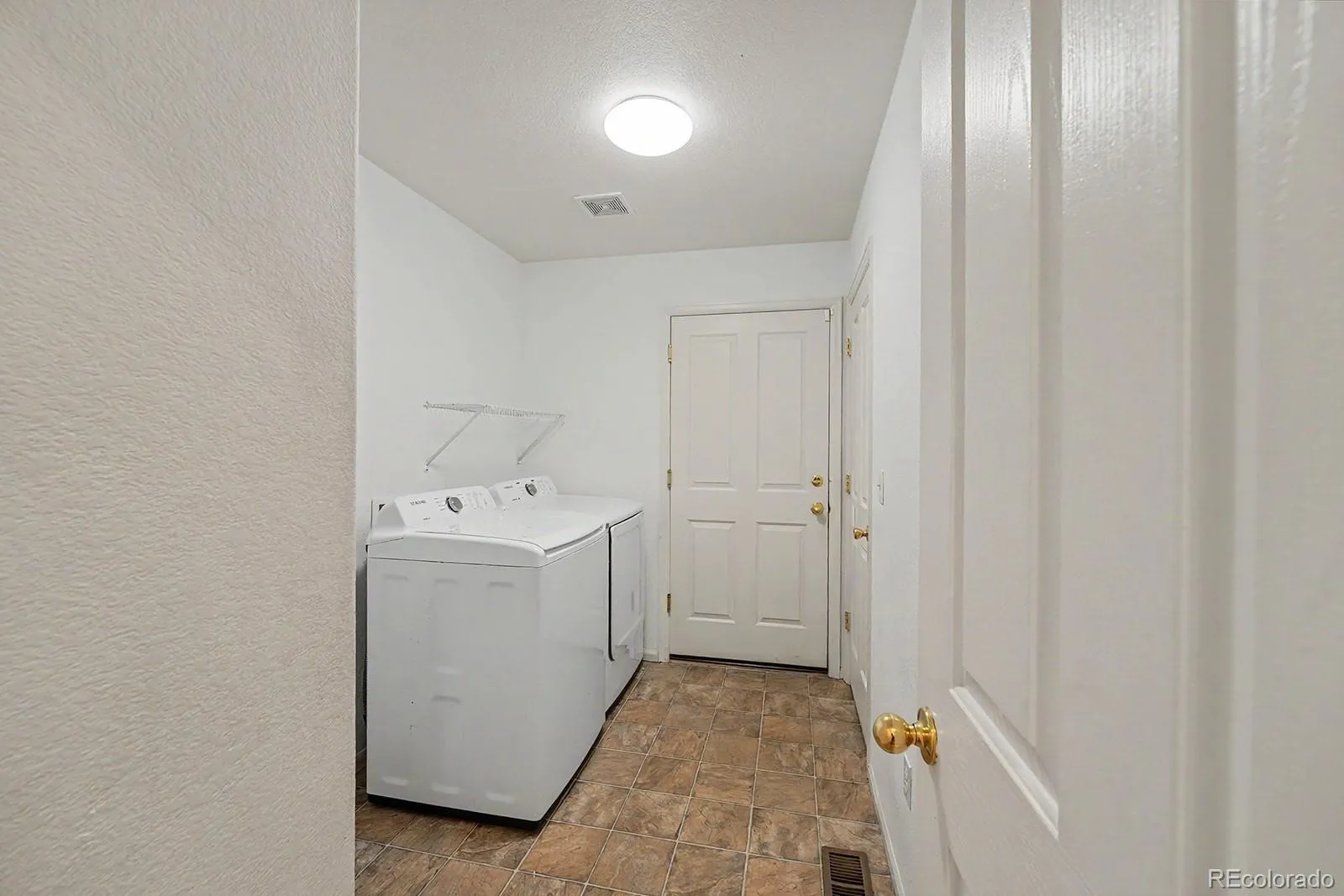 04152026230856 1600 15