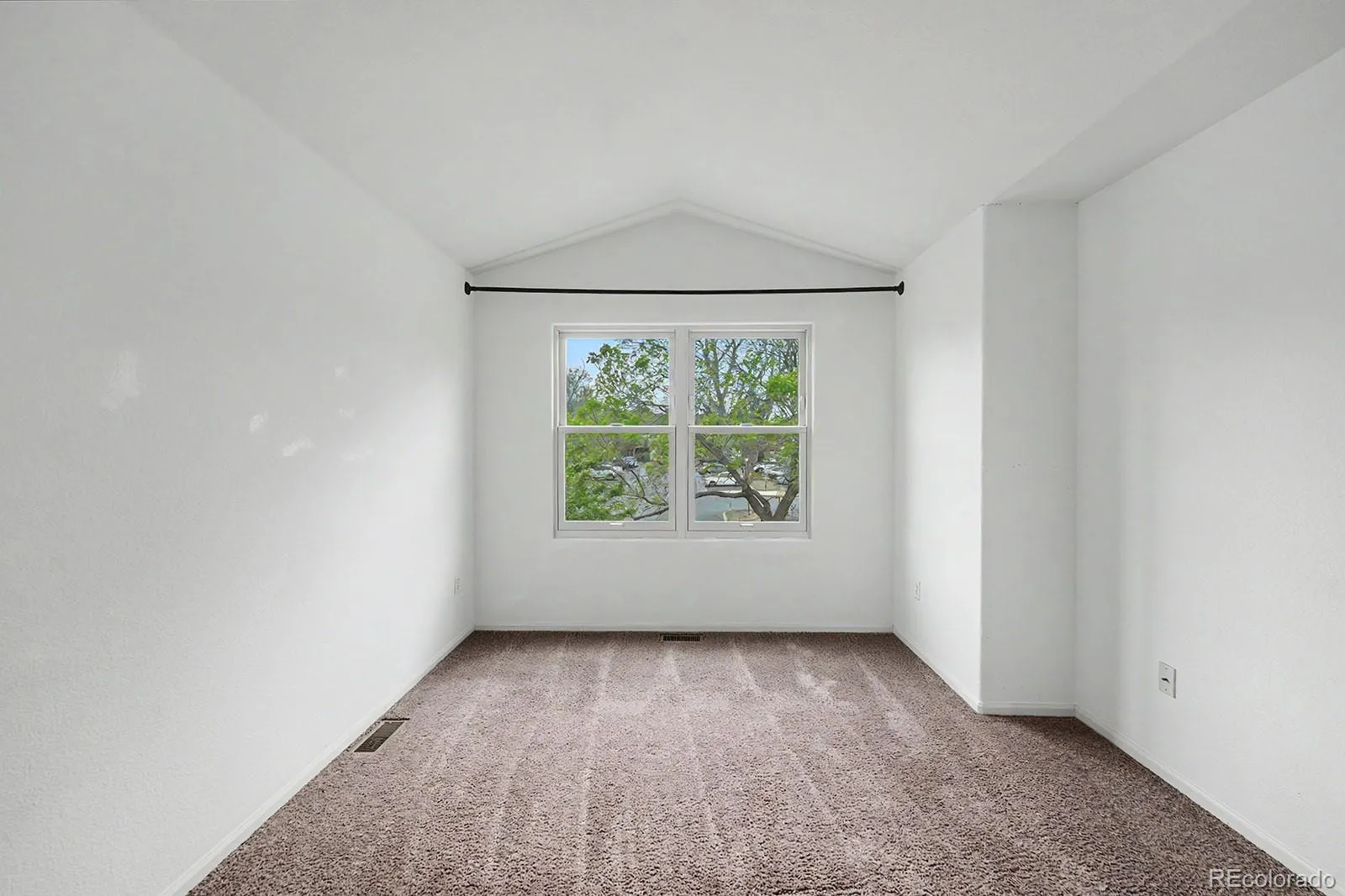 04152026230856 1600 17