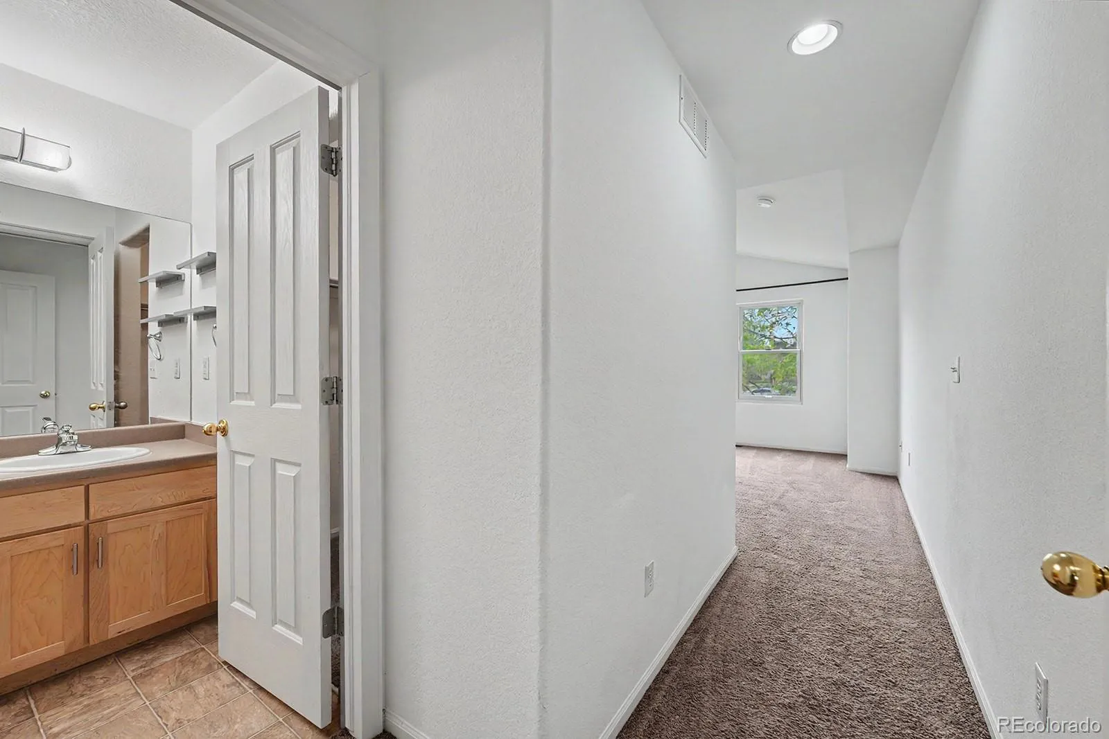 04152026230856 1600 18