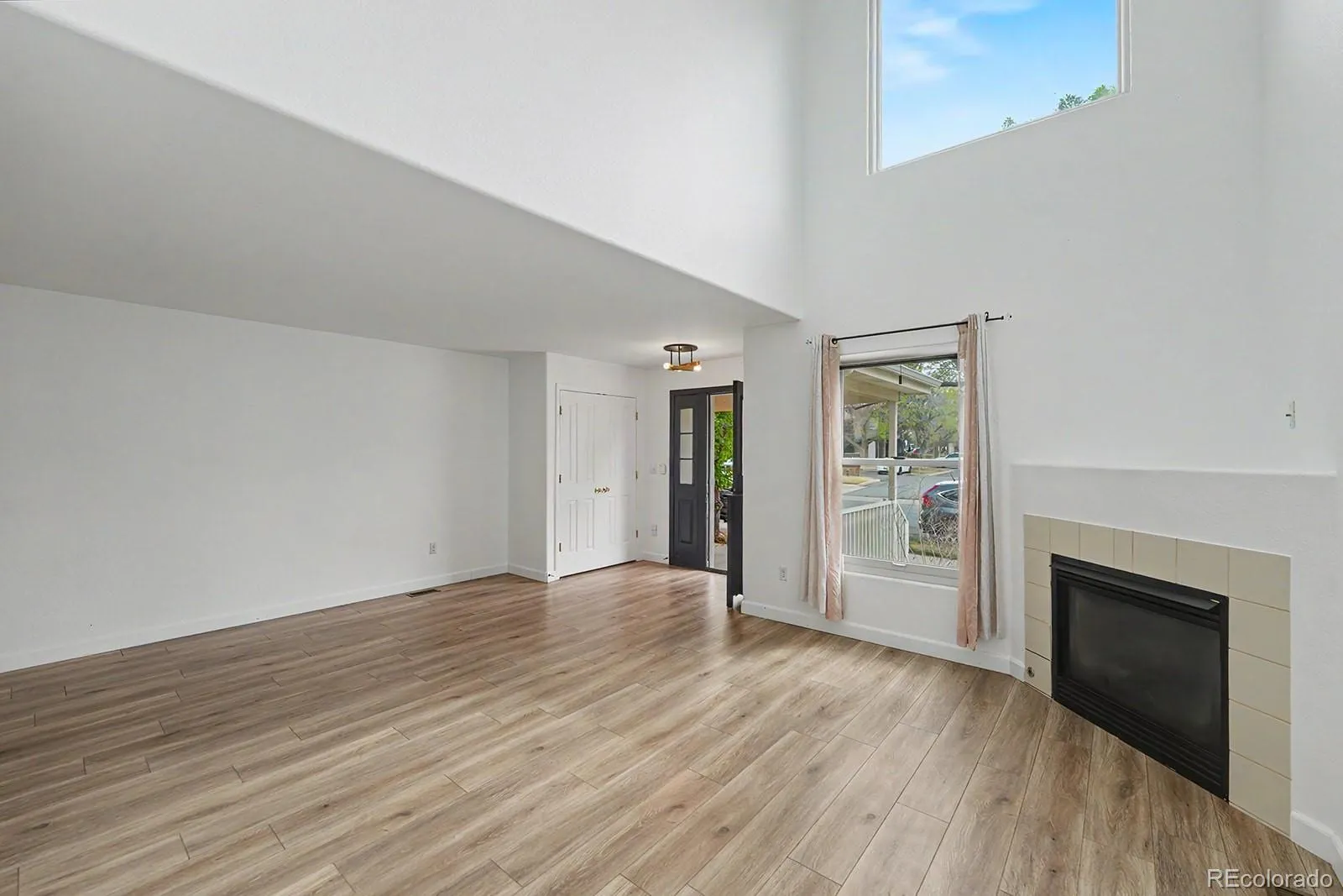 04152026230856 1600 6