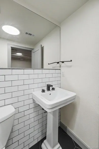 04152026230856 800 34