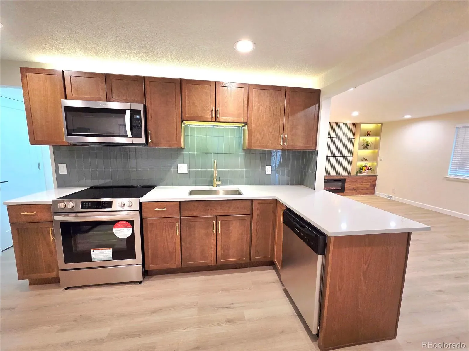 03262026003638 1600 8