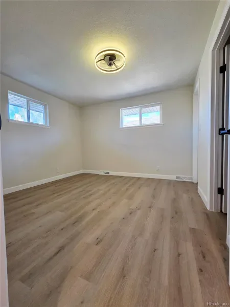 03262026003638 800 19