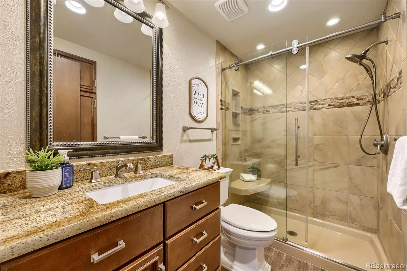 8107 W 71st Place Arvada CO 80004 MLS #REC2464630 07022026234336 1600 26