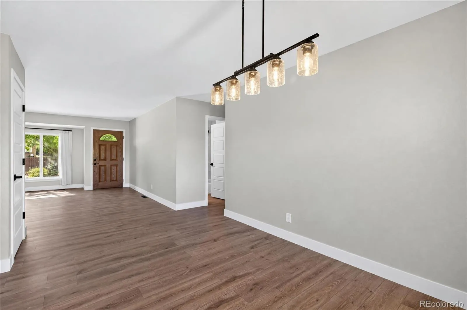 17513 E Lasalle Drive Aurora CO 80013 | MLS #REC2465407 10072026062513 1600 6