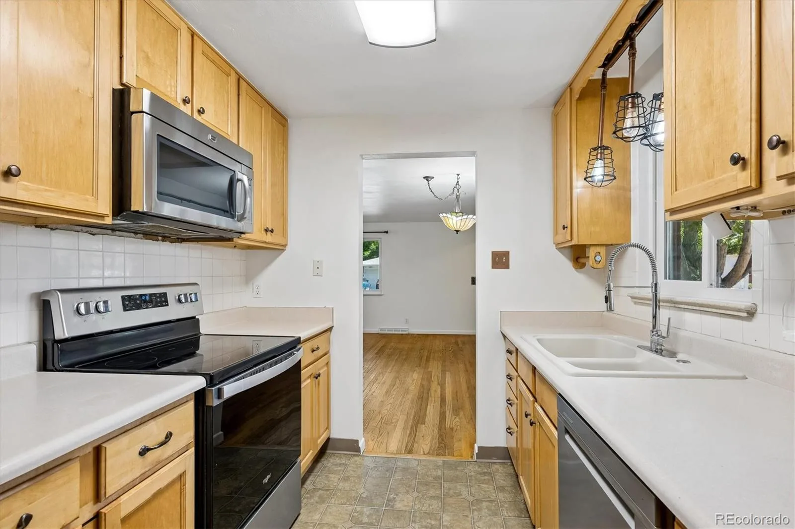 5983 Field Street Arvada CO 80004 | MLS #REC2468905 08262026165935 1600 11