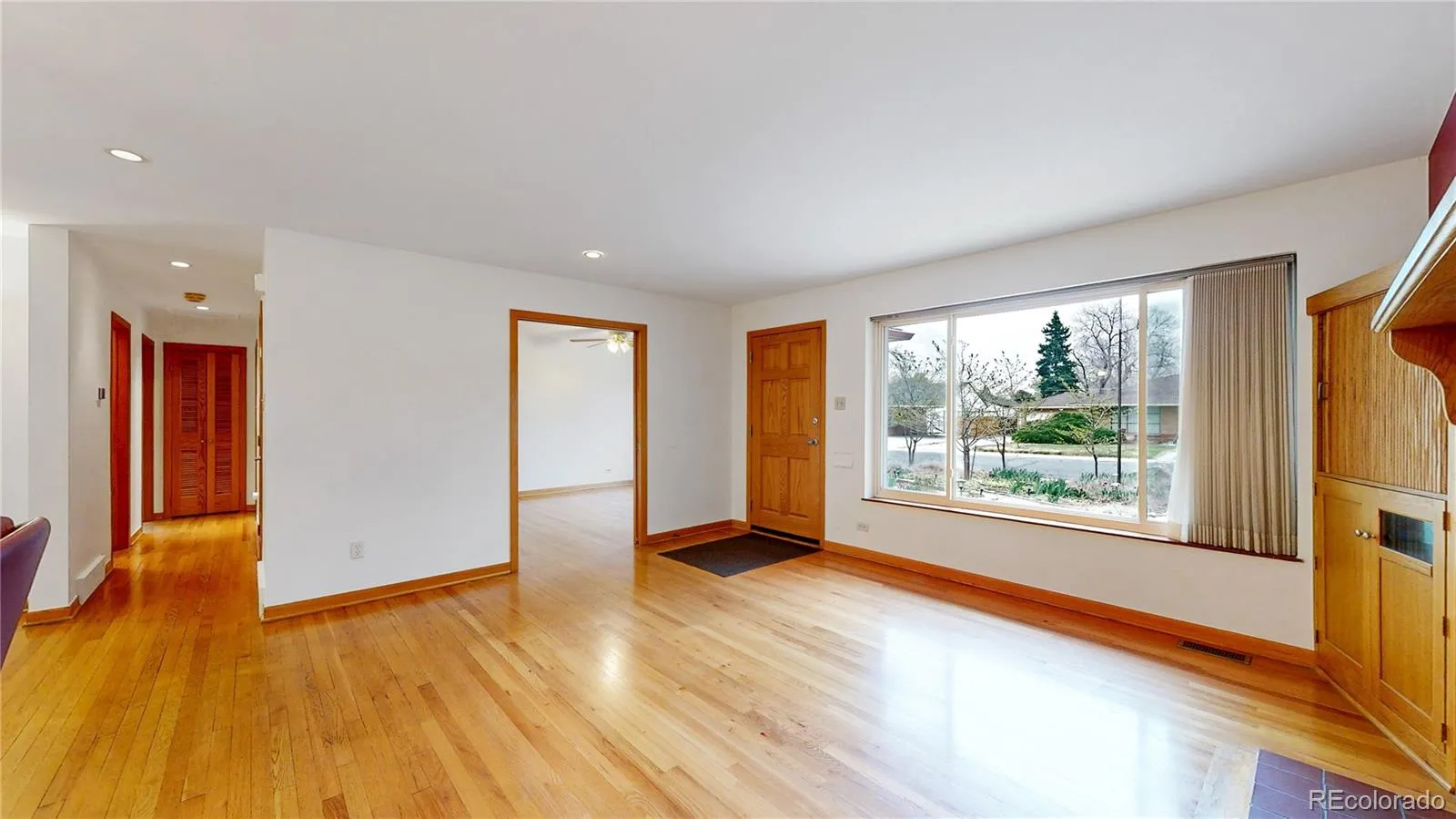 04142026161715 1600 6