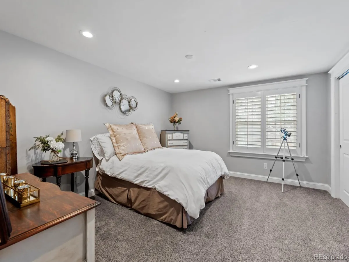 04092026213642 1200 25