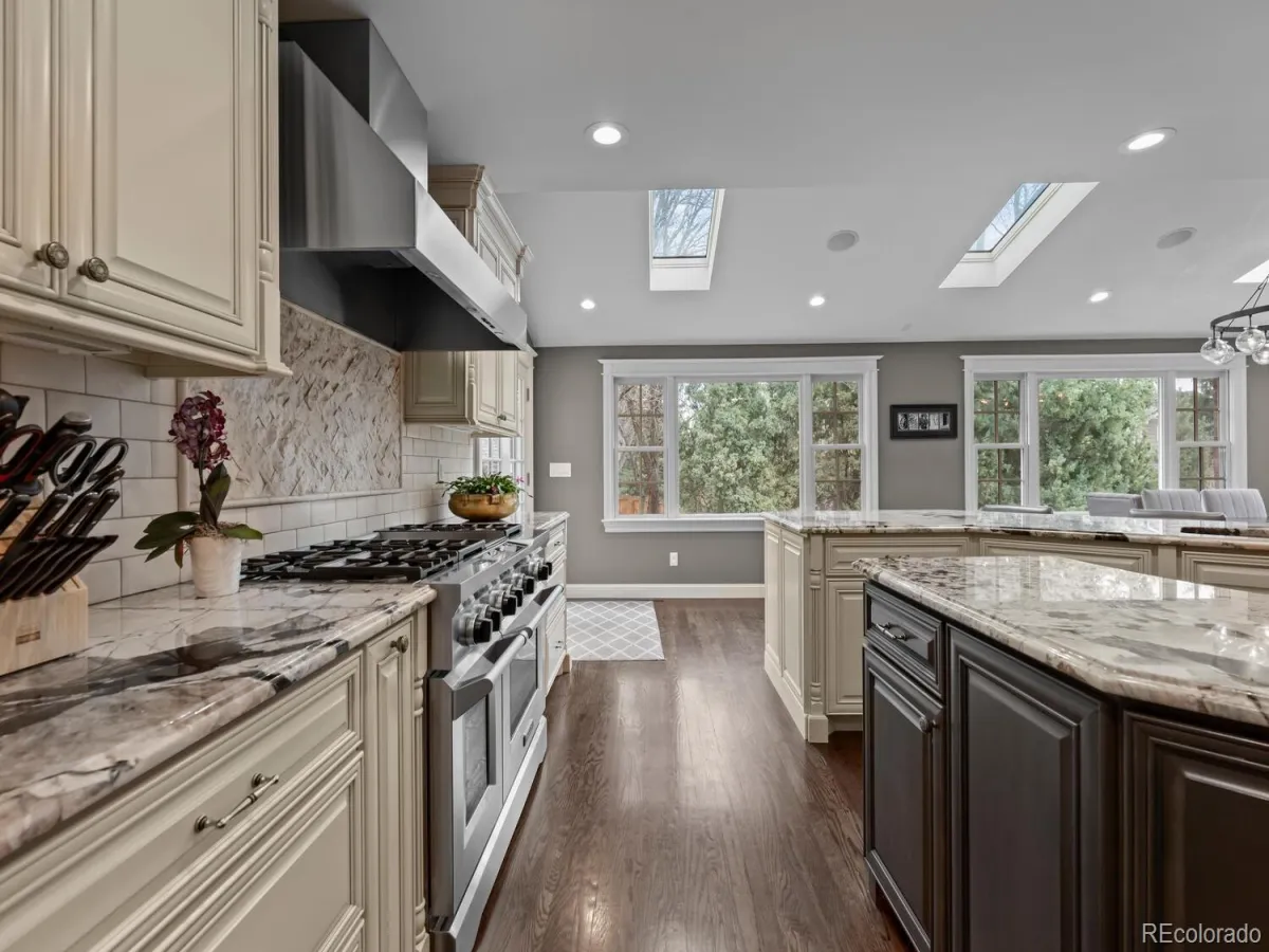 04092026213642 1200 8