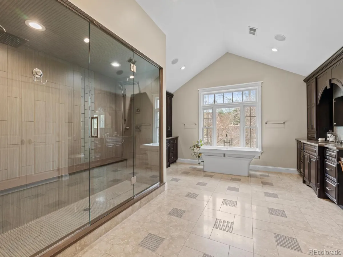 5220 S Joliet Way Englewood CO 80111 MLS #REC2471278 05072026235721 1200 19