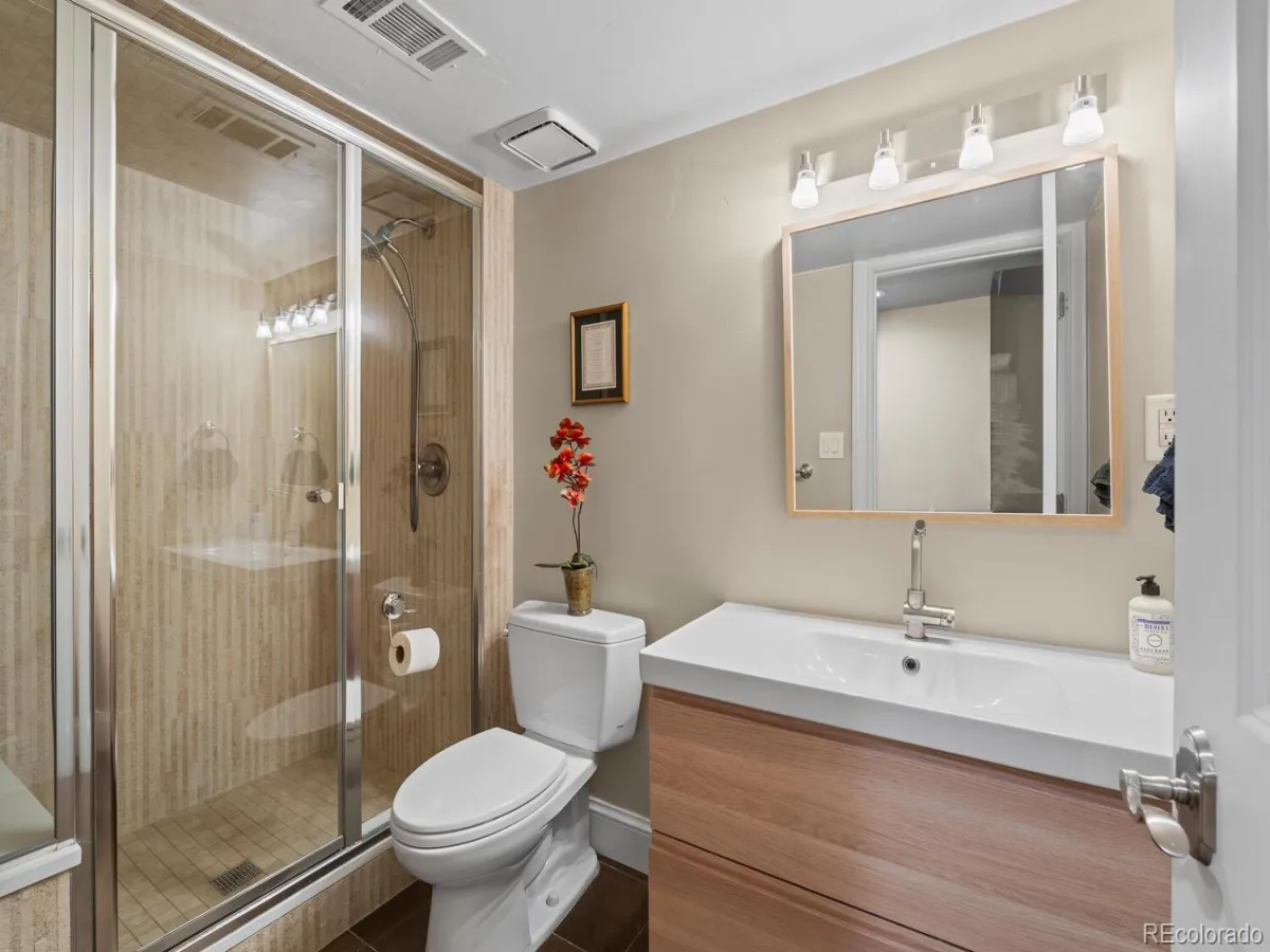 5220 S Joliet Way Englewood CO 80111 MLS #REC2471278 05072026235721 1200 34