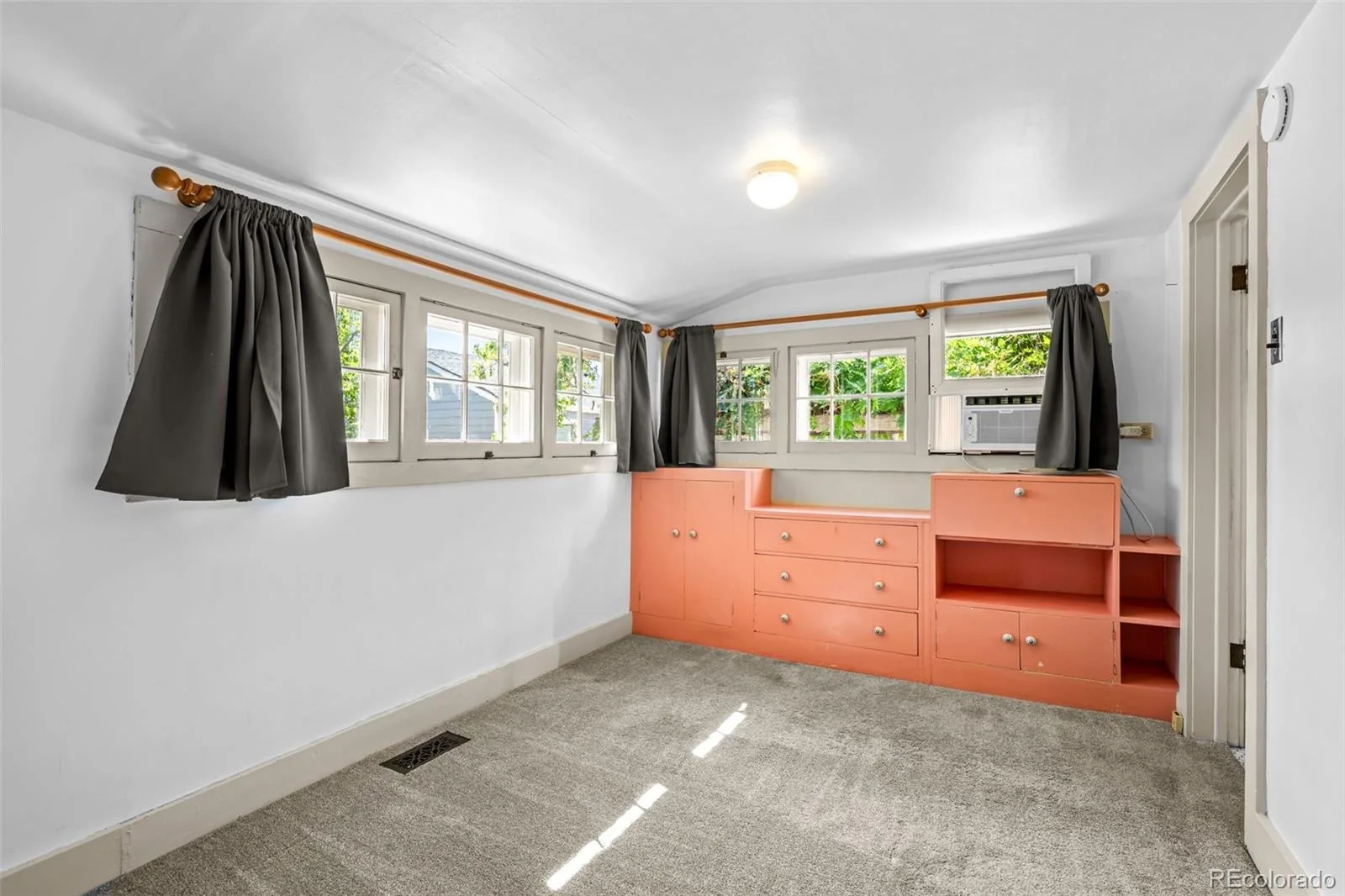 2080 S Emerson Street Denver CO 80210 | MLS #REC2473199 08202026143629 1600 21