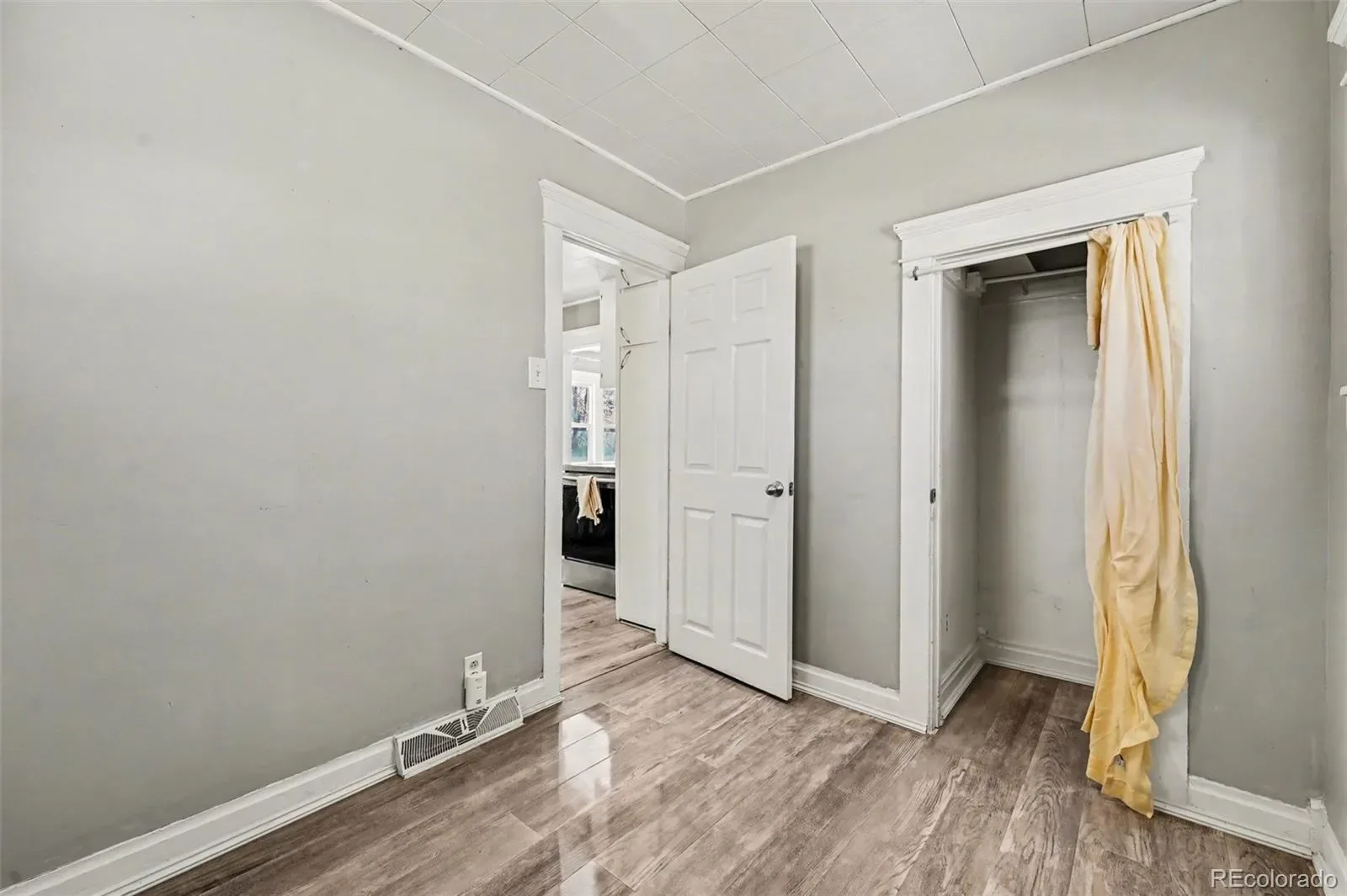 1328 Dayton Street Aurora CO 80010 MLS #REC2473358 03262026170841 1600 10