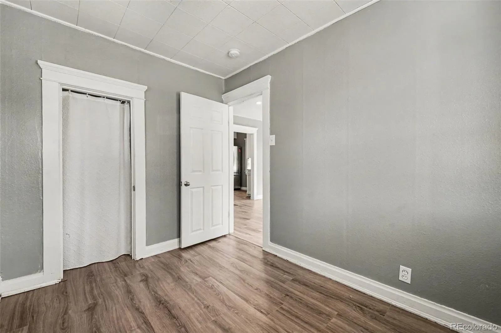1328 Dayton Street Aurora CO 80010 MLS #REC2473358 03262026170841 1600 12