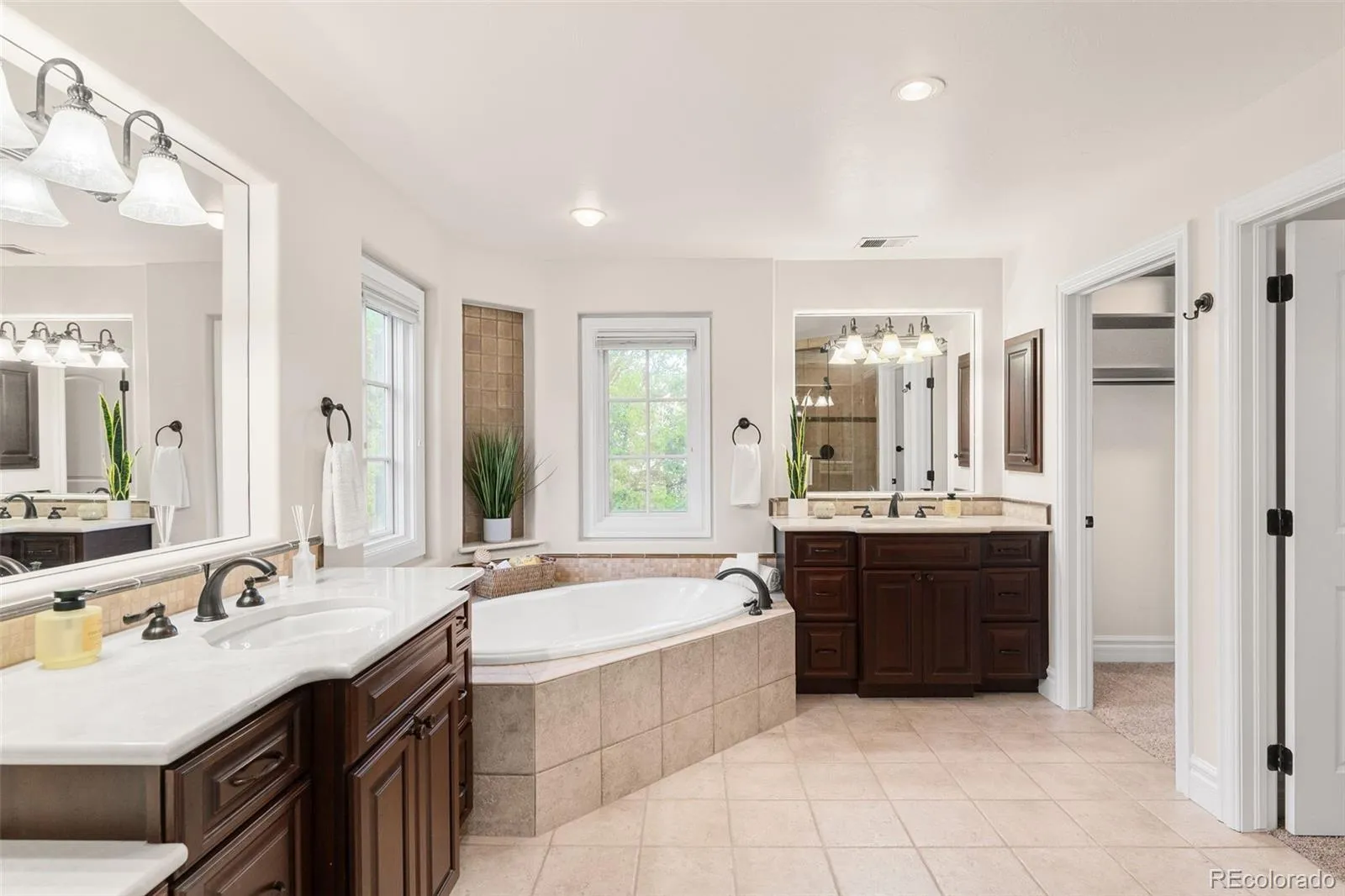 04162026173105 1600 30