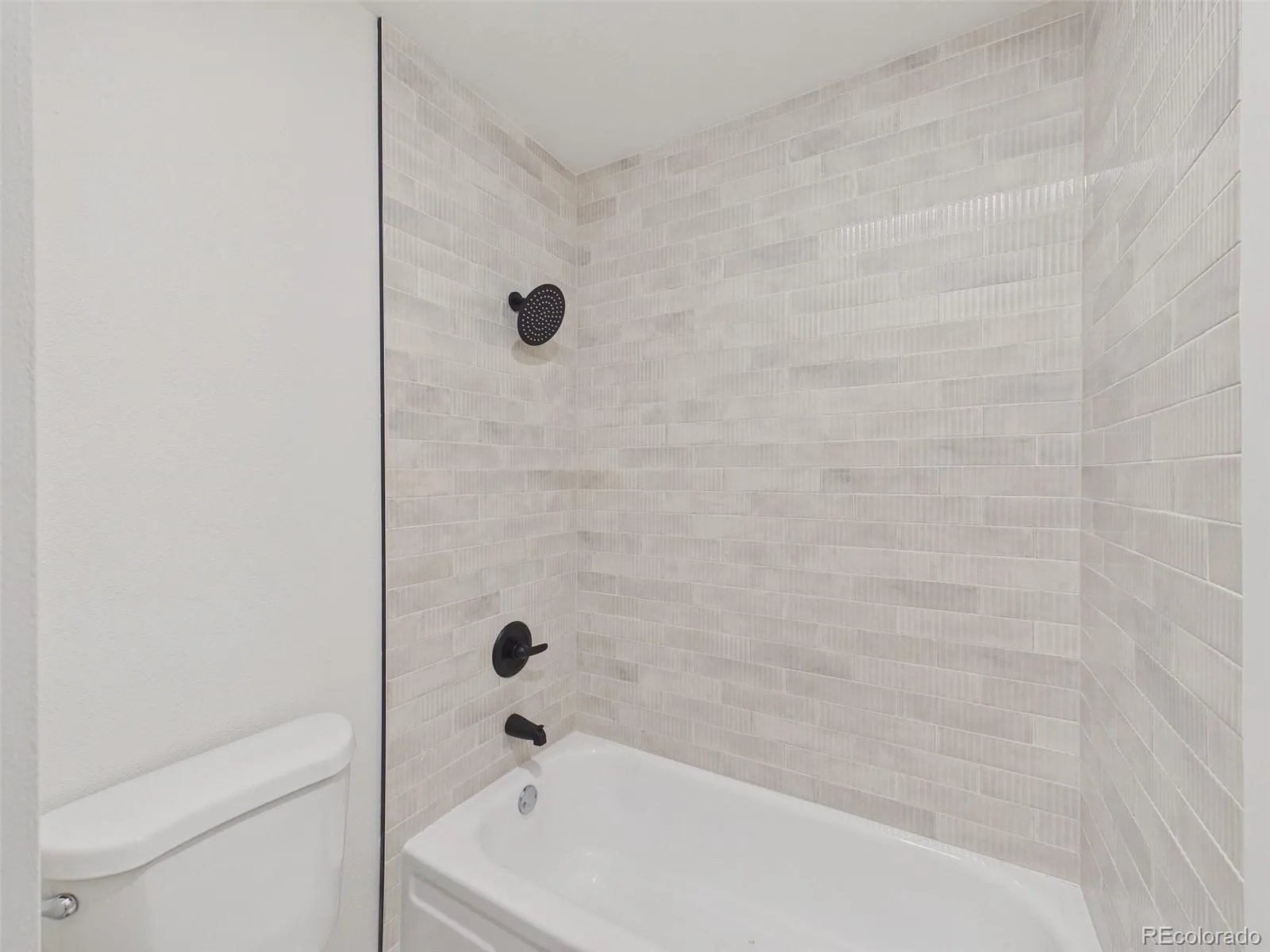 3550 S Harlan Street #195 Denver CO 80235 MLS #REC2474866 04302026044023 1600 13