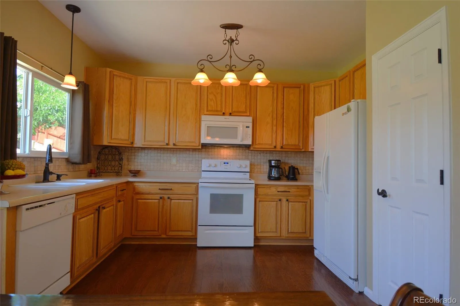 993 Parsons Avenue Castle Rock CO 80104 | MLS #REC2477031 09012026021515 1600 7