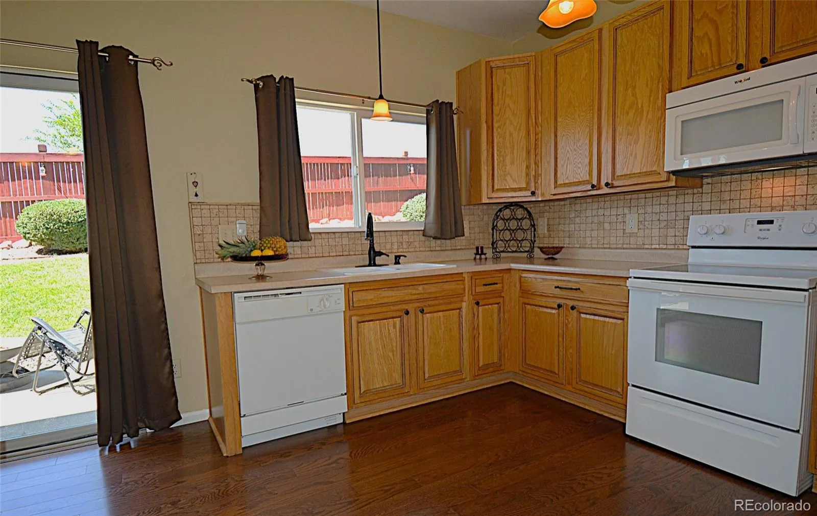 993 Parsons Avenue Castle Rock CO 80104 | MLS #REC2477031 09012026021515 1600 8