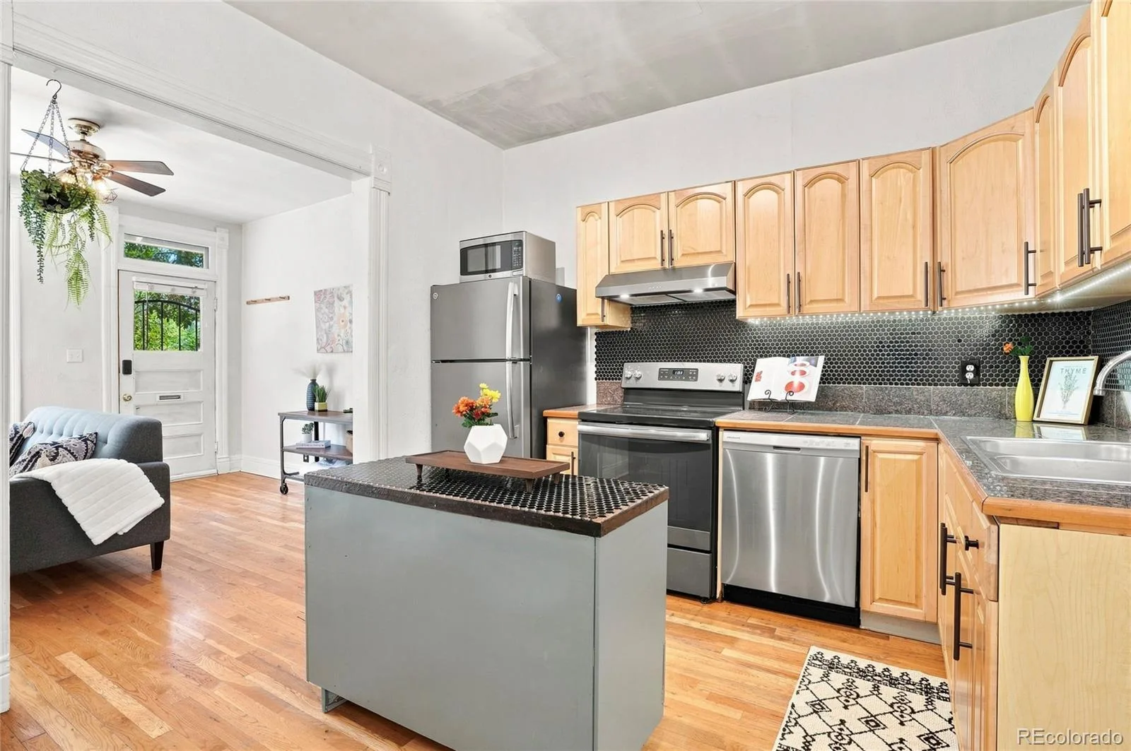 1769 N Washington Street Denver CO 80203 | MLS #REC2477591 08122026005645 1600 9