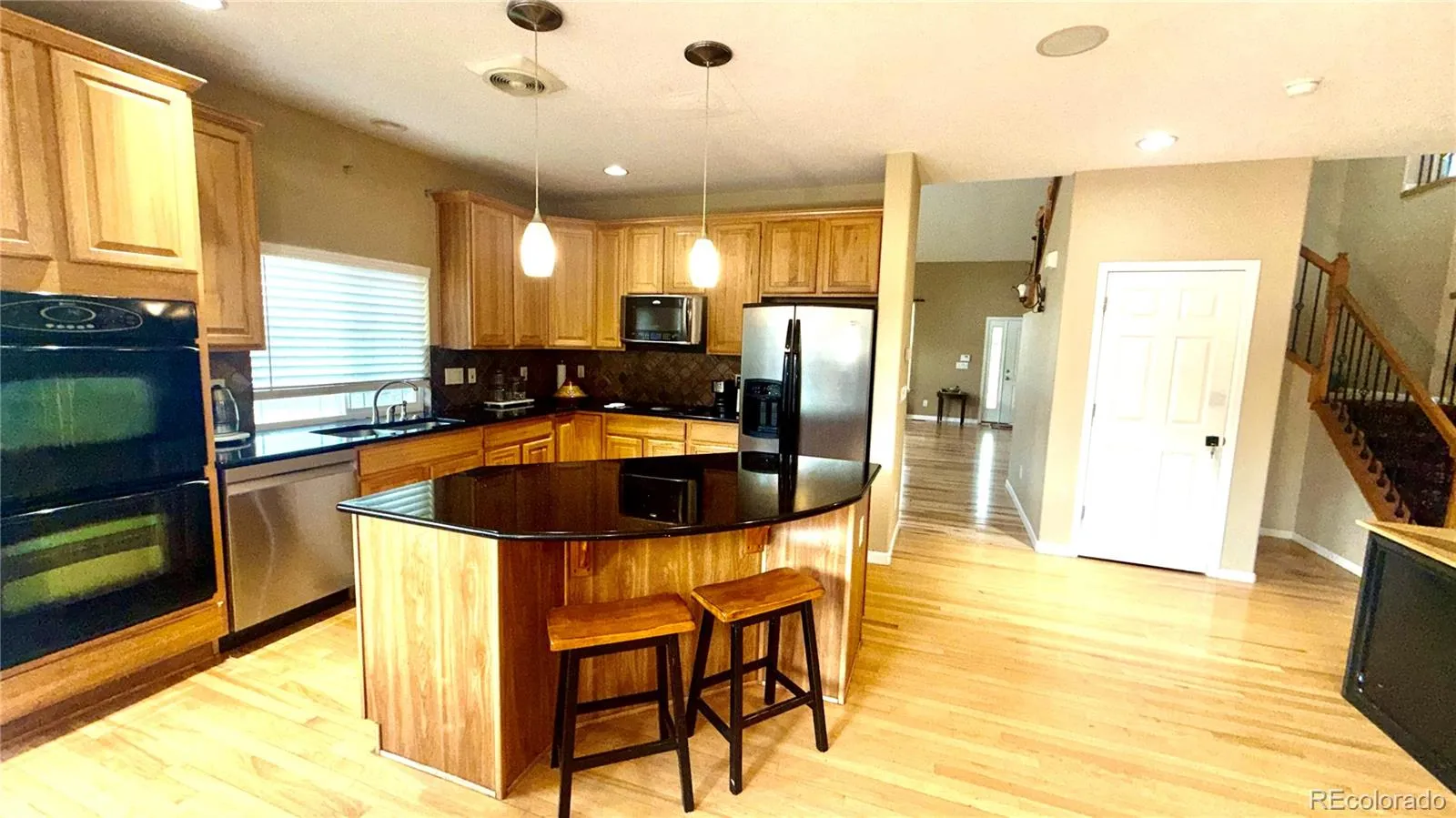 5386 S Haleyville Way Aurora CO 80016 MLS #REC2478173 04302026053454 1600 4