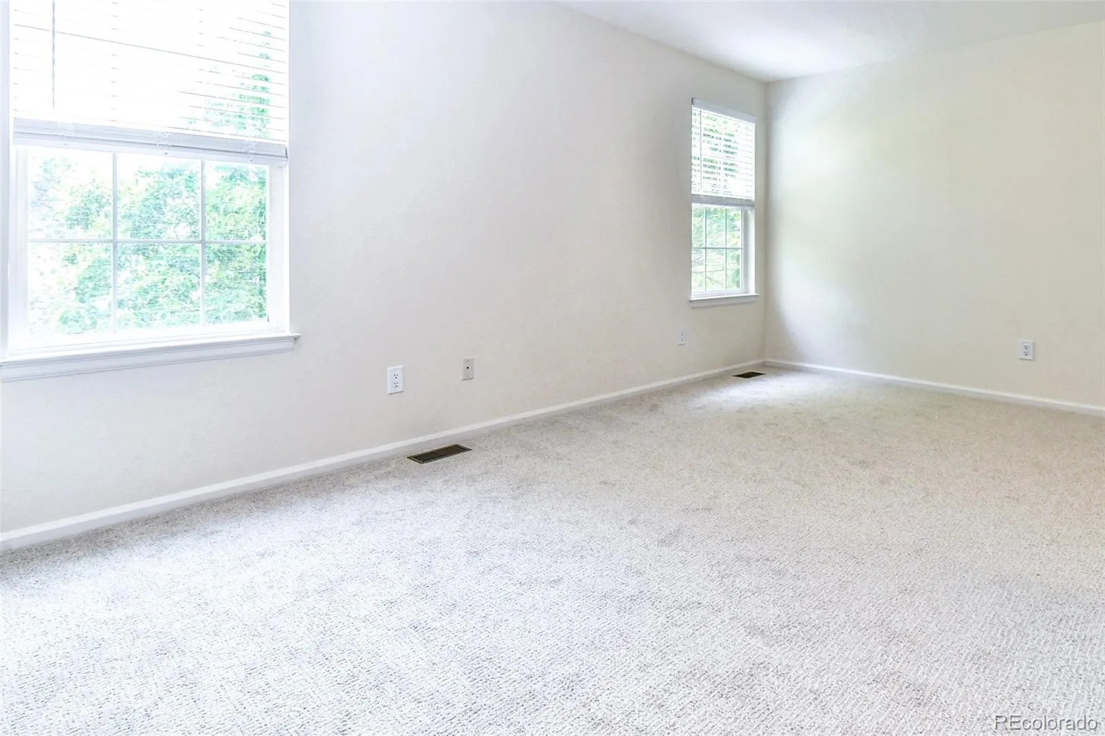 16359 E Phillips Drive Englewood CO 80112 | MLS #REC2478274 08072026234006 1600 17