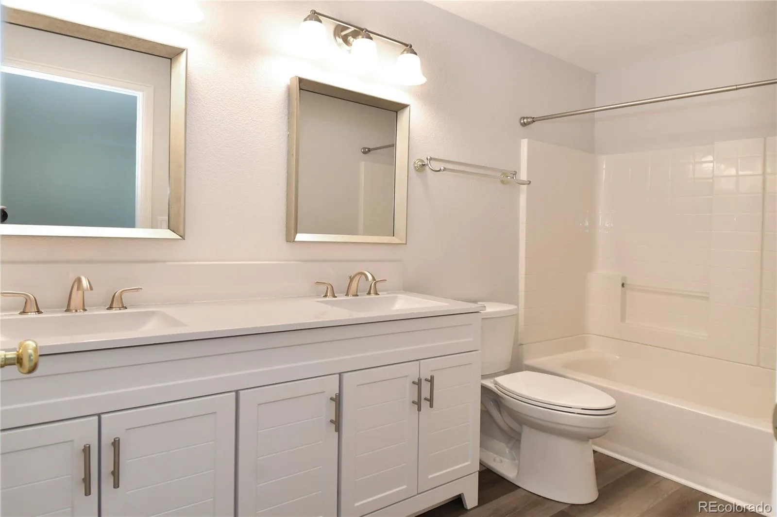 16359 E Phillips Drive Englewood CO 80112 | MLS #REC2478274 08072026234006 1600 20