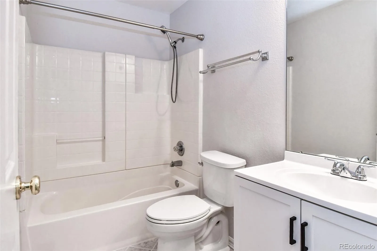 16359 E Phillips Drive Englewood CO 80112 | MLS #REC2478274 08072026234006 1600 25