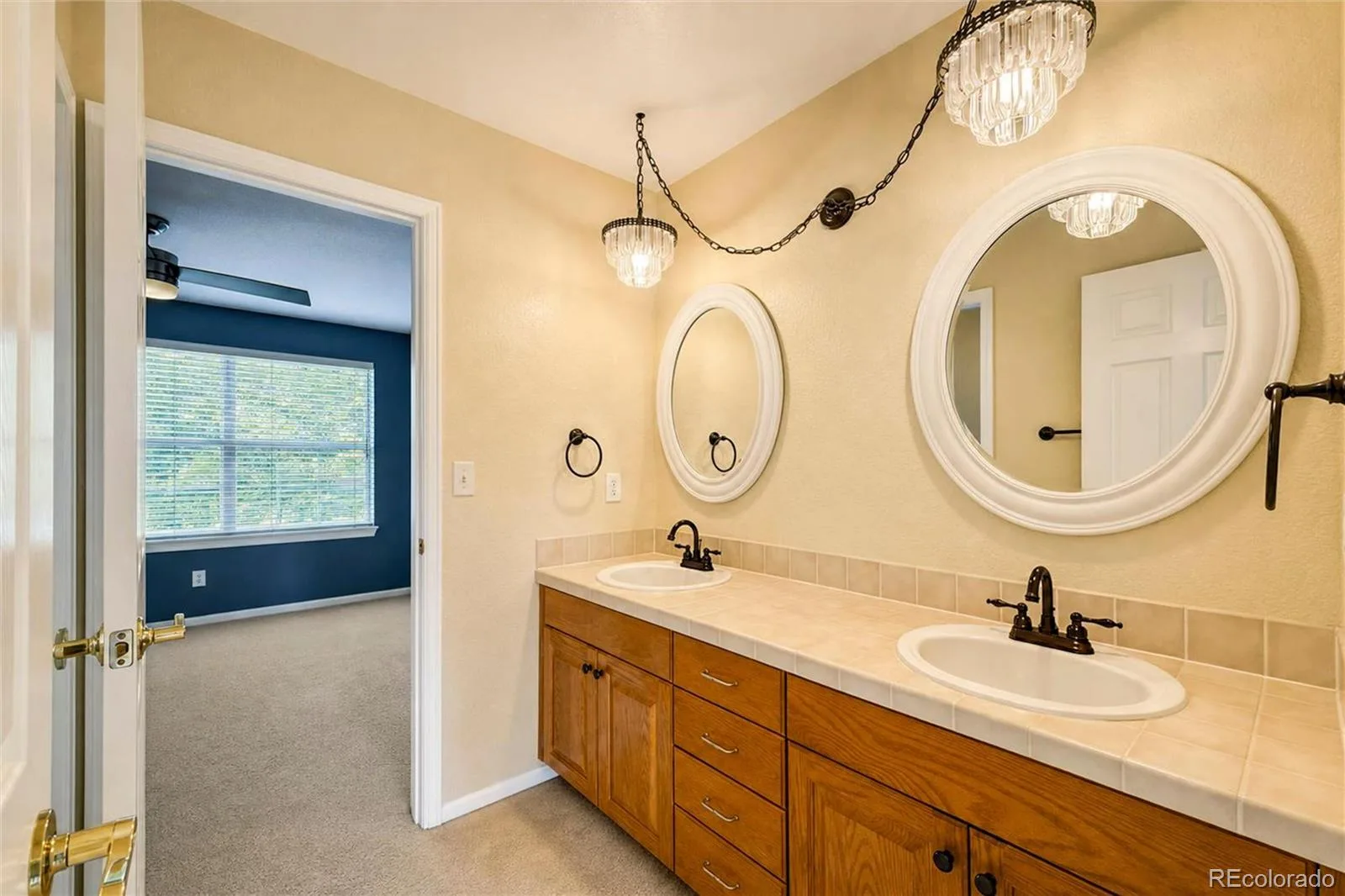 5055 Montvale Drive Littleton CO 80130 | MLS #REC2478377 08152026141135 1600 28