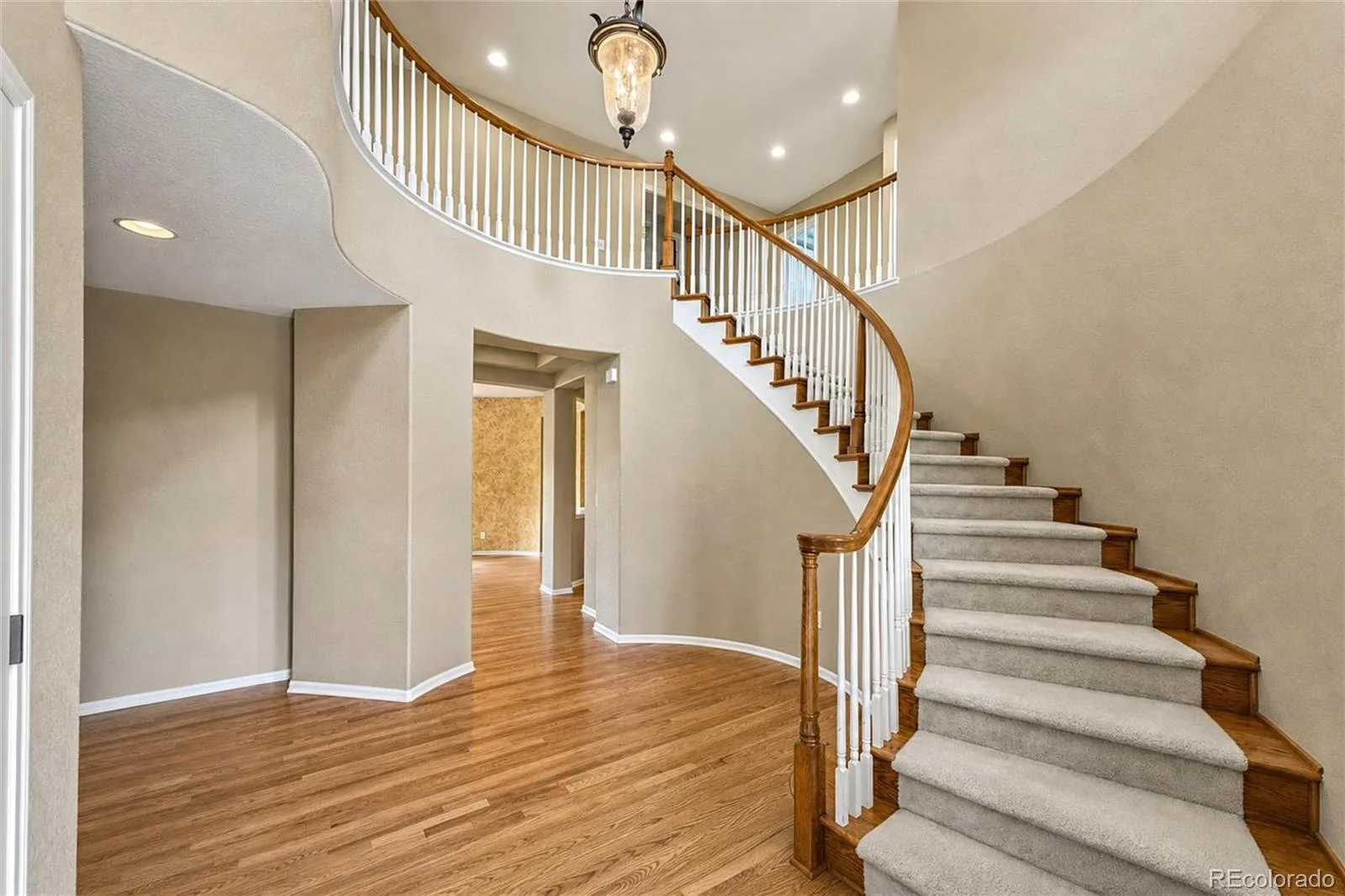 5055 Montvale Drive Littleton CO 80130 | MLS #REC2478377 08152026141135 1600 4