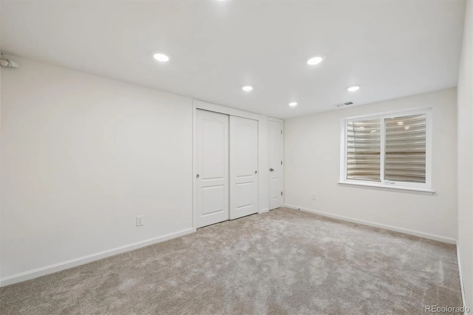 25980 E Davies Drive Aurora CO 80016 MLS #REC2478973 05142026234812 1600 23