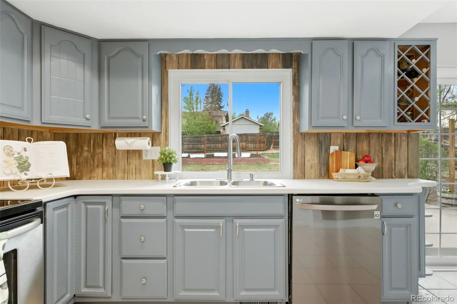3877 S Hannibal Street Aurora CO 80013 MLS #REC2479028 05232026165359 1600 12